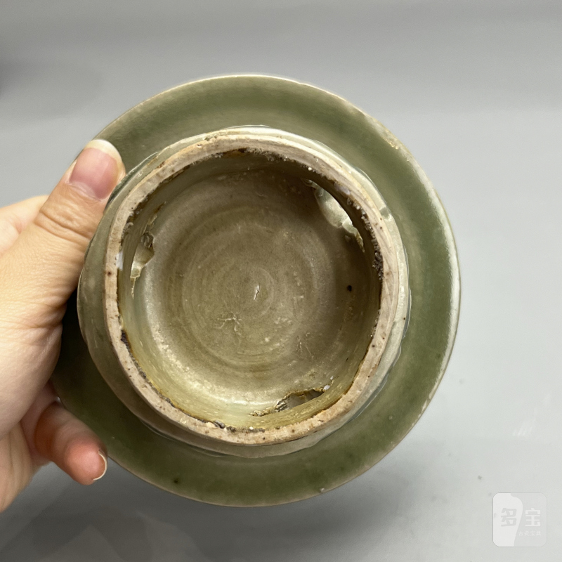 明代 青釉剔花行炉 - 图13